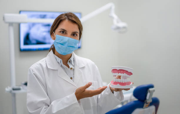 Best Emergency Cosmetic Dentistry (e.g., broken veneers) in Norwalk, CA